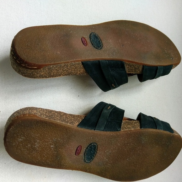 Clark's Women's Artisan Active Air Black Sa - Picture 5 of 6